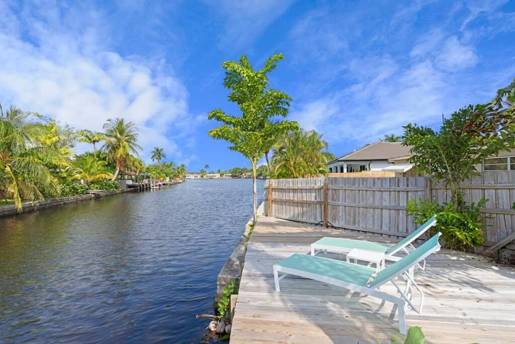 Waterfront-Heated Pool-Mini Golf-Game Room-2Mi Beach ฟอร์ต ลอเดอร์เดล ภายนอก รูปภาพ